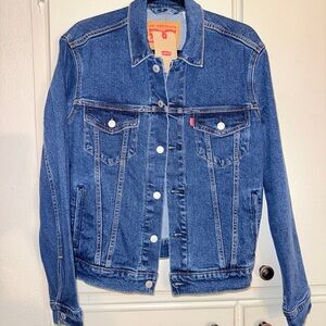 Levi's Classic Dark Blue Denim Jacket